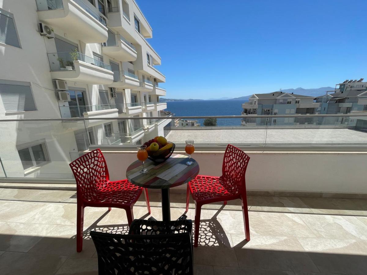 Luxury Sea View Apartaments Sarande Bagian luar foto