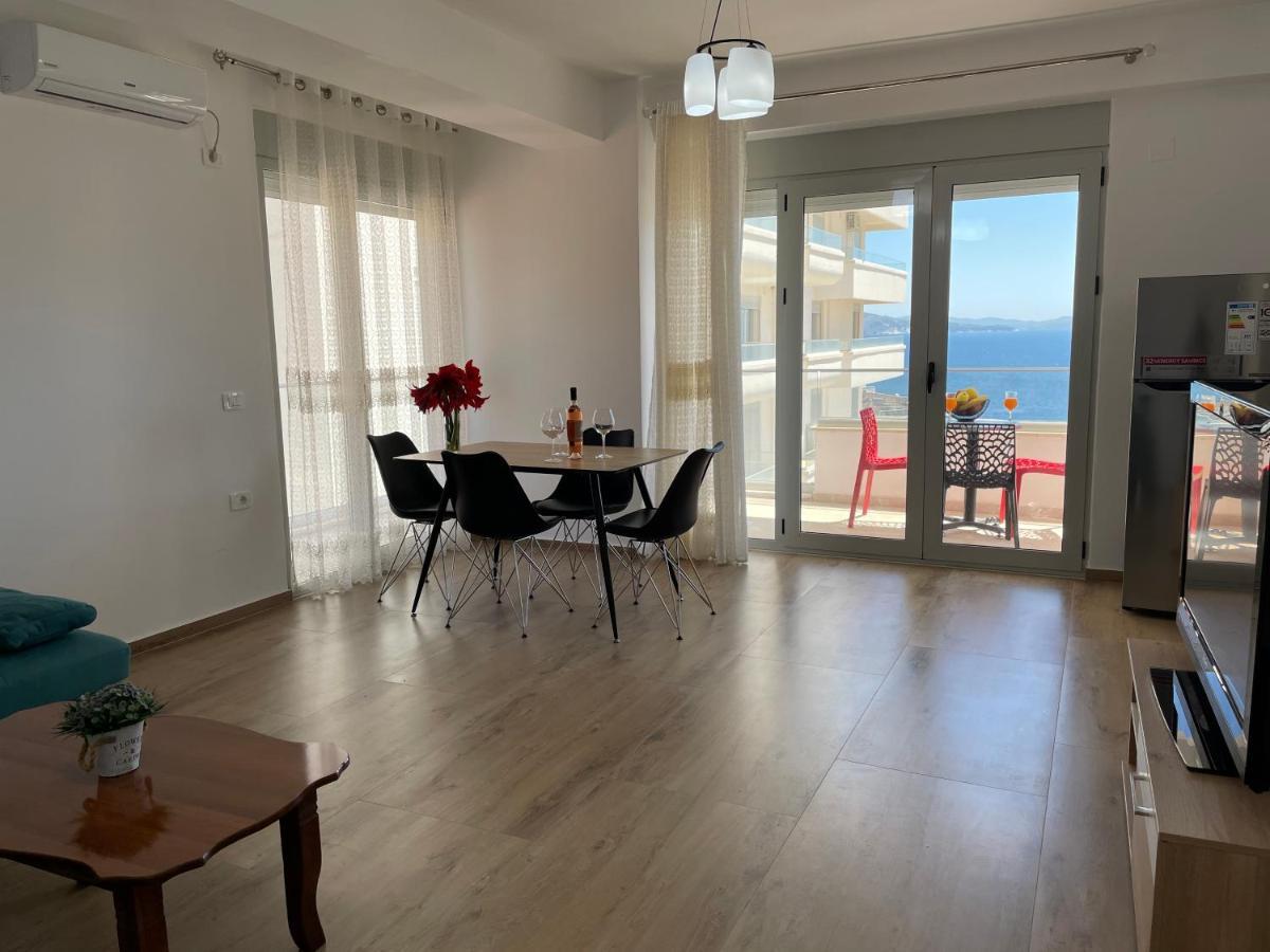 Luxury Sea View Apartaments Sarande Bagian luar foto