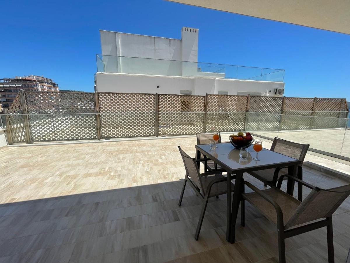 Luxury Sea View Apartaments Sarande Bagian luar foto