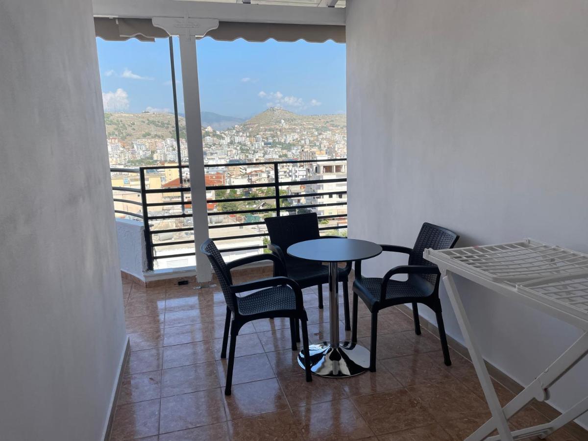 Luxury Sea View Apartaments Sarande Bagian luar foto