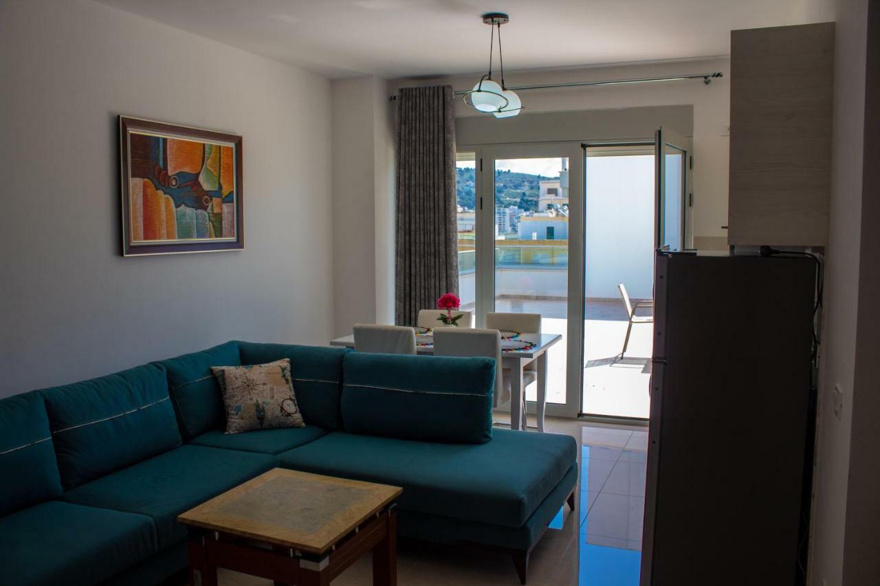 Luxury Sea View Apartaments Sarande Bagian luar foto